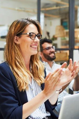 woman clapping hands