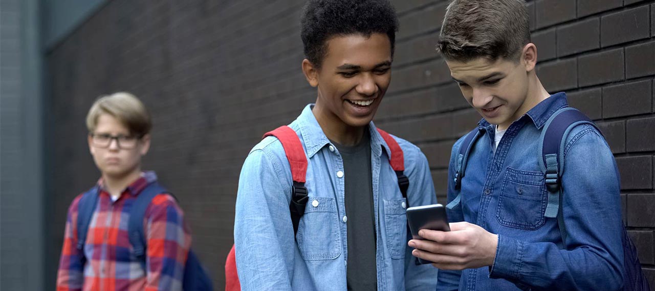 two bully boys posting video