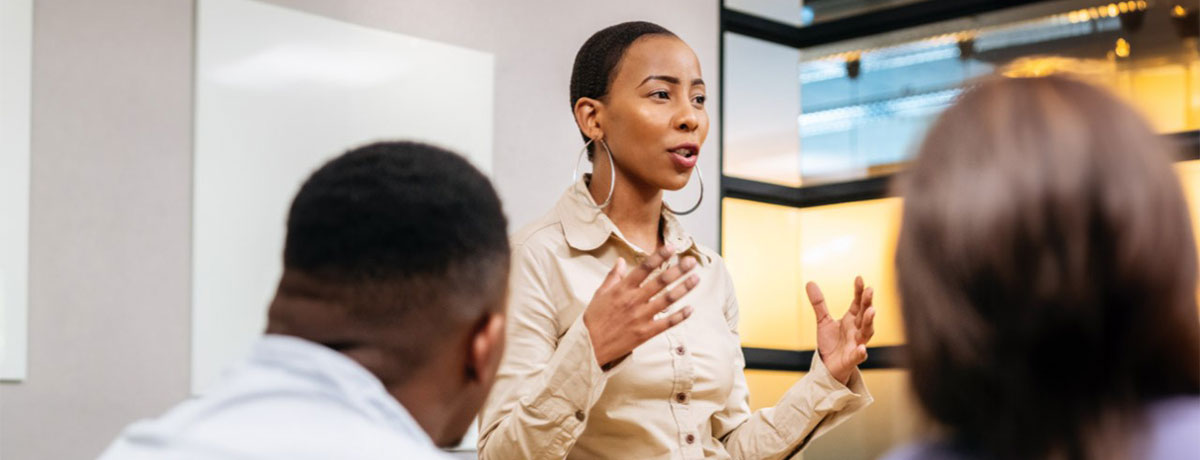 women-public-speaking