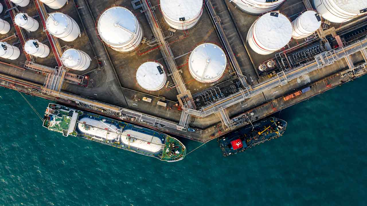 oil storage tanks